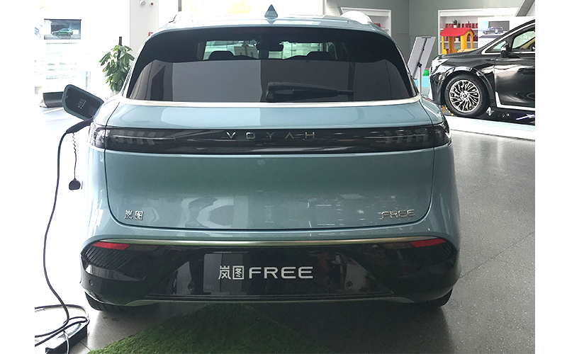 岚图FREE外观图片5