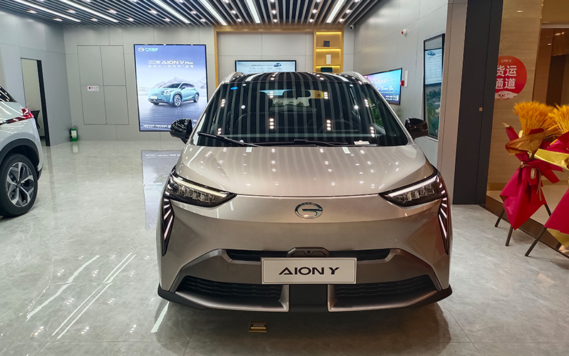 AION Y外观图片1